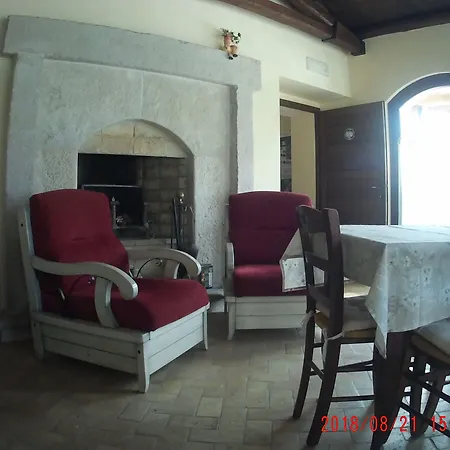 伊尔卡萨莱圣马蒂诺乡村民宿 3* 诺尔恰